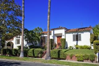 1408 Pandora Ave, Los Angeles, CA 90024-5165