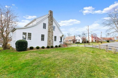 67 Barbara Dr, Norwalk, CT 06851-5226