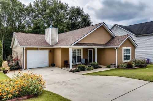 6496 Gina Agha Cir, Lithonia, GA 30038-6513