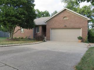 2001 Planters Ct, Lexington, KY 40514-5916