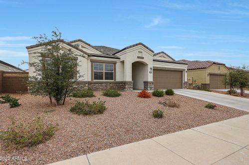 30798 Earll Dr, Buckeye, AZ 85396-2104