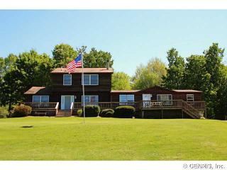 5546 Van Lare Rd, Williamson, NY 14589-9727