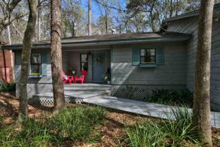 1753 Brookside Blvd, Tallahassee, FL 32301-6769