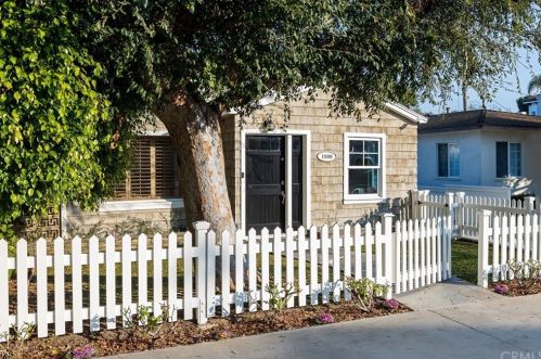 1500 Walnut Ave, Manhattan Beach, CA 90266-5055