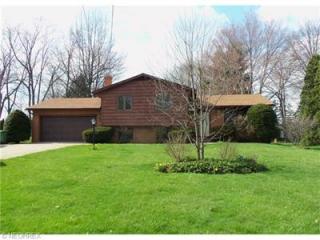 581 Clark Dr, Tallmadge, OH 44278-1549