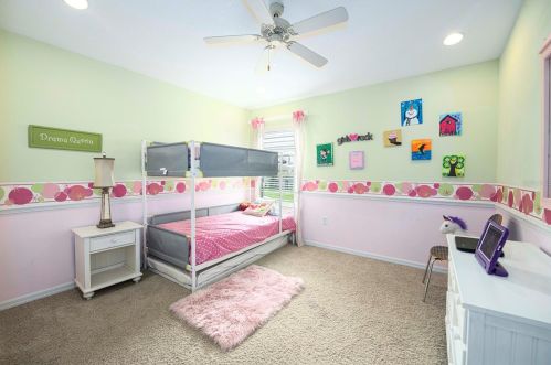 7876 Tuscany Woods Dr, Tampa FL  33647-5111 exterior