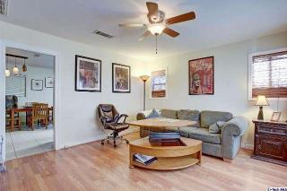 137 Mendocino St, Altadena, CA 91001-5142