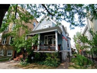 2112 Giddings St, Chicago, IL 60625-1402