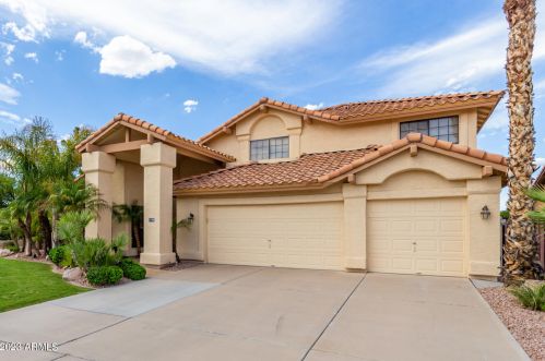 1550 Honeysuckle Ln, Chandler, AZ 85248-3676