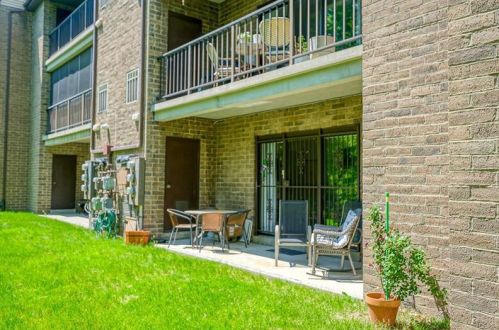 7563 Penn Bridge Ct, Pittsburgh, PA 15221-2579