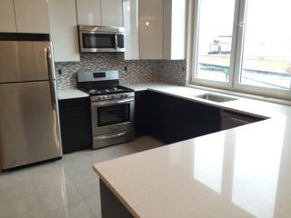 5753 59th St, Flushing NY  11378-2723 exterior