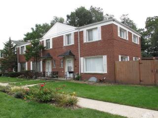 161 Asbury Ave, Evanston IL  60201-4108 exterior