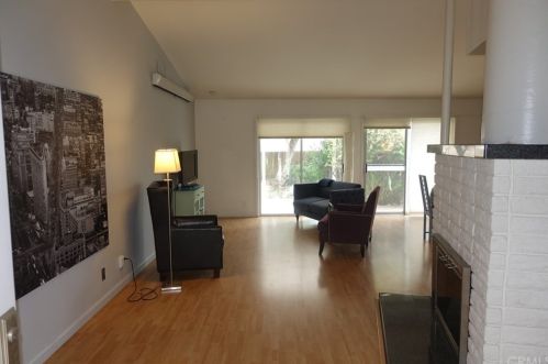 30 Center St, Redlands, CA 92373-8102