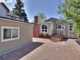 1617 Concordia St, Alameda CA  94501-2117 exterior