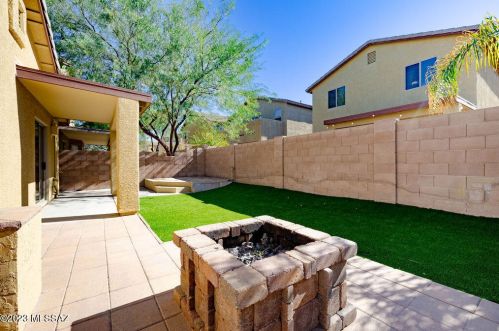 4794 American Beauty Dr, Tucson AZ  85756-5257 exterior