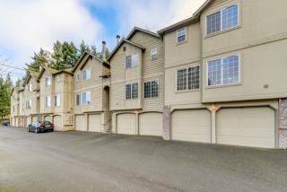 23317 Edmonds Way, Edmonds, WA 98026-8689