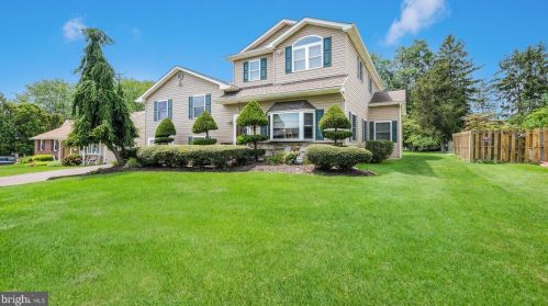 228 Harding Rd, Southampton, PA 18966-3211