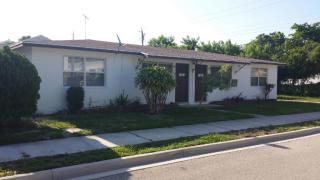 5710 Pinewood Ave, West Palm Beach FL  33407-2544 exterior