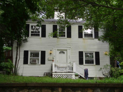 150 Dedham St, Newton, MA 02461-2136