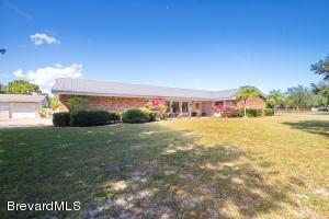 3300 Arabian Ct, Melbourne, FL 32934-8117