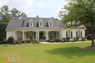 213 Chandler Walk, Loganville, GA 30052-3141