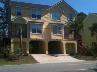 508 Parkdale Dr, Charleston SC  29414-4922 exterior