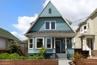 712 62nd St, Oakland CA  94609-1214 exterior