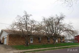 200 Cypress St, Pekin, IL 61554-2572
