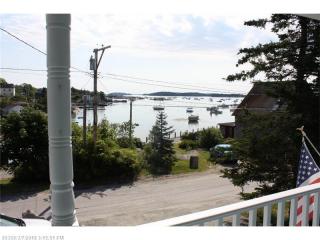 7 Allen St, Stonington, ME 04681-3706