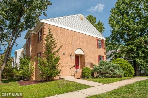 5919 Ambassador Way, Alexandria VA  22310-1746 exterior