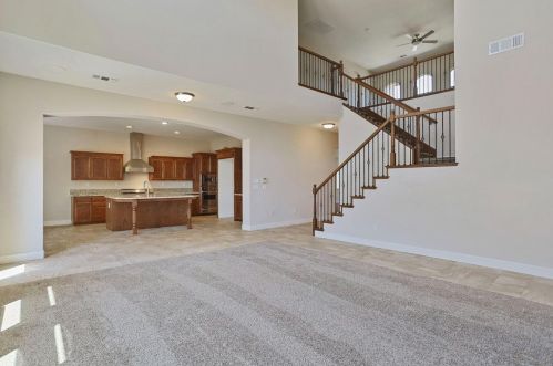 10881 St Moritz Cir, Stockton CA  95209-4357 exterior