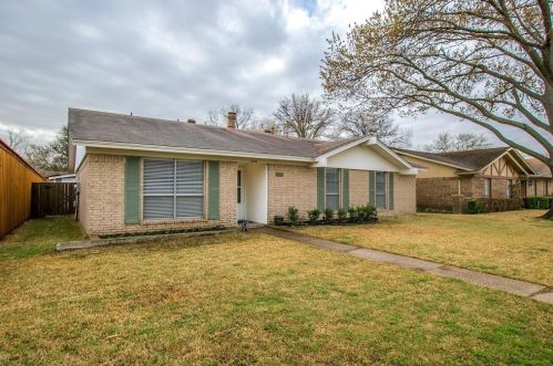 538 Grinnell Dr, Garland, TX 75043-5423