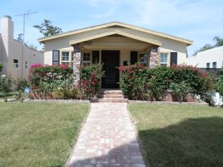 3707 Rosewood Pl, Riverside, CA 92506-1844