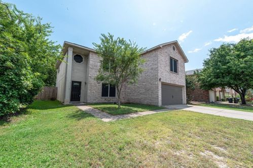 10109 Chapel Ridge Dr, Fort Worth, TX 76116-1291