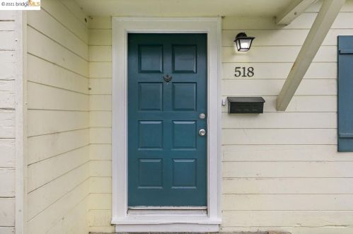 518 Adams St, Berkeley, CA 94706-1106