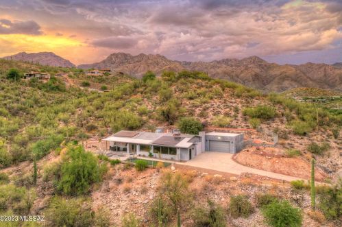 7130 Quail Run Dr, Tucson, AZ 85750-6111