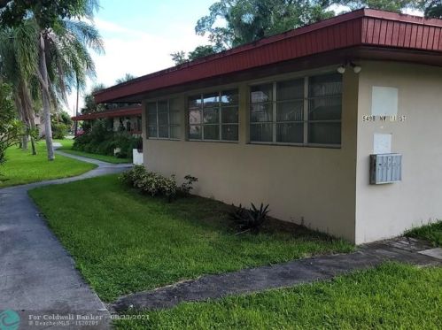 5498 11th St, Fort Lauderdale, FL 33313-6409