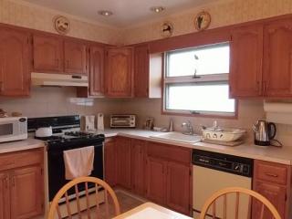 120 77th St, Brooklyn, NY 11209-2904