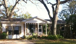 404 Circle Dr, Fairhope, AL 36532-2603