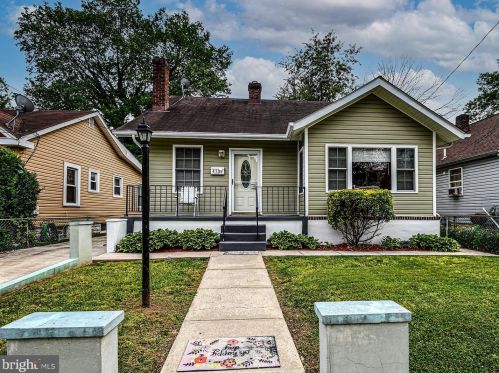 4107 Shepherd St, Brentwood, MD 20722-1646