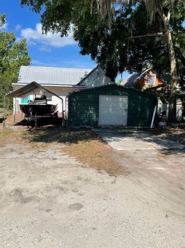 410 Joanna Ave, Tavares FL  32778-3030 exterior