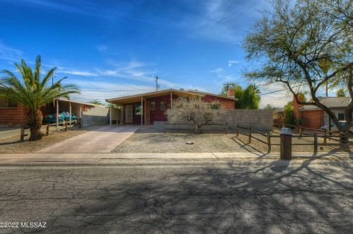 5002 Cooper St, Tucson, AZ 85711-3622