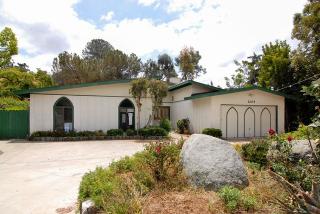 1205 Monte Vista Dr, Vista, CA 92084-7051