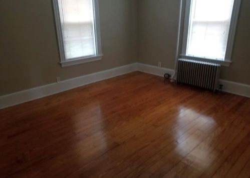 156 Logee St, Woonsocket, RI 02895-5866