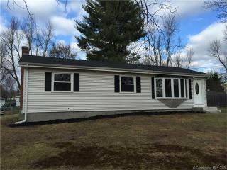 35 Jackson Rd, Enfield, CT 06082-4137