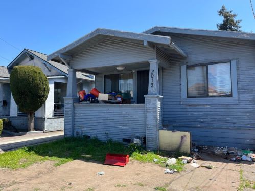 2012 64th Ave, Oakland, CA 94621-3829