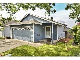 2466 Alpine St, Cornelius, OR 97113-7109