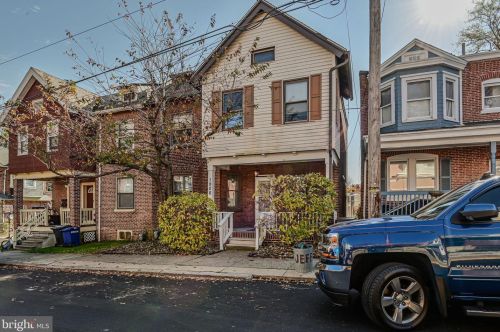 1908 Jefferson St, Wilmington, DE 19802-4715