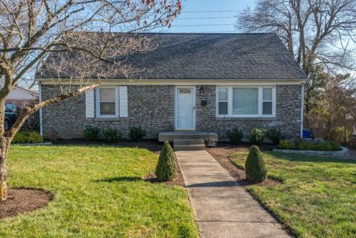 122 Saint Phillip Dr, Lexington, KY 40502-1134