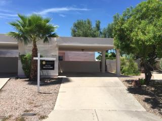 2612 58th St, Mesa, AZ 85215-1489